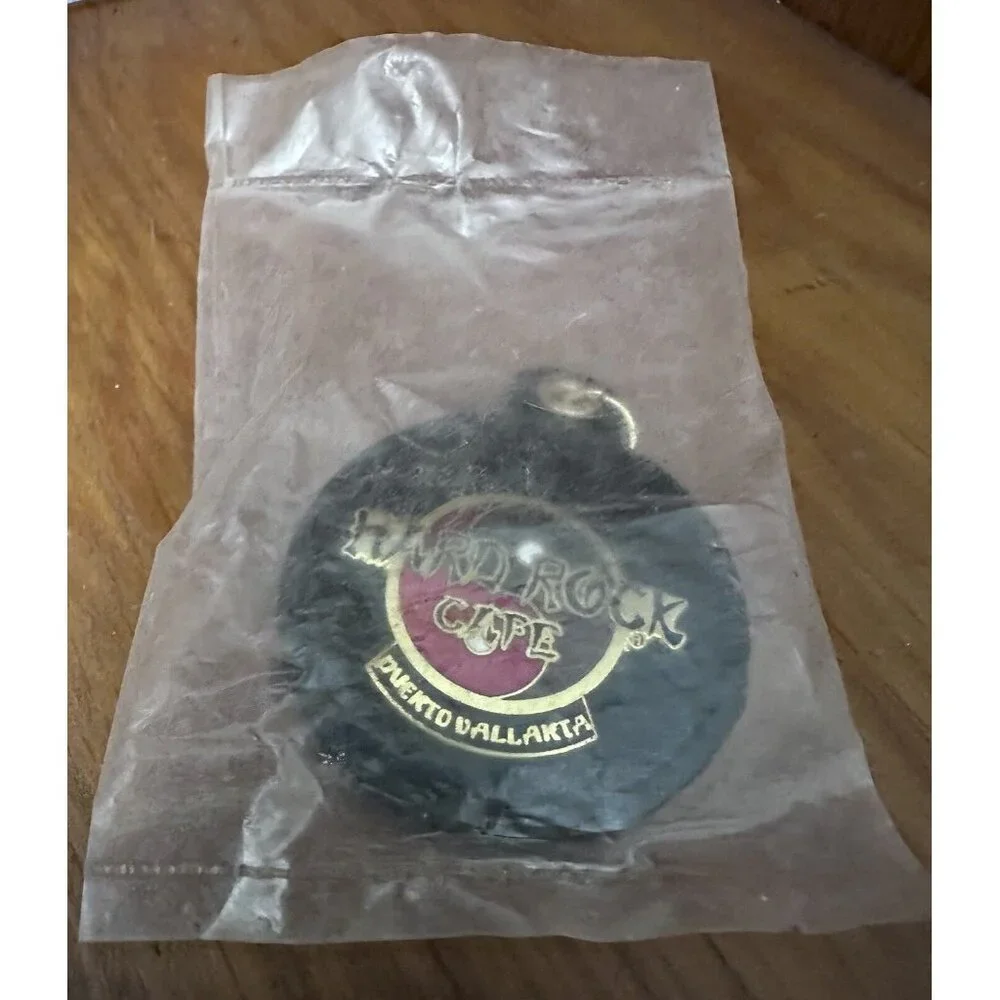 Hard Rock Cafe Puerto Vallarta,‎ Mexico Keychain Mexican Souvenir Keyring Gift